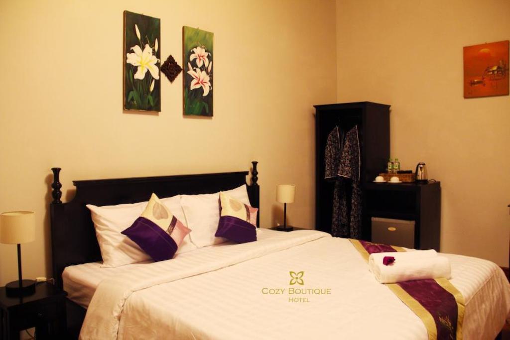 Cozy Boutique Hotel Phnom Penh Exterior foto